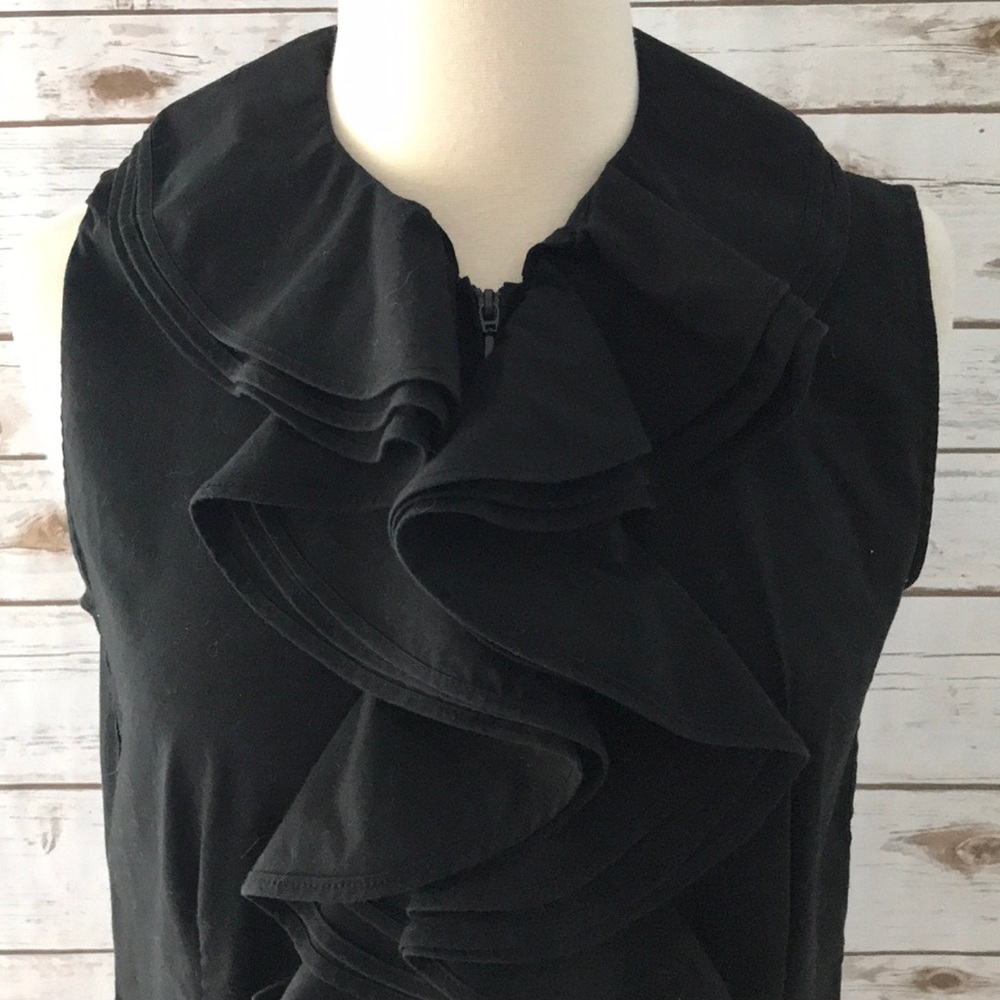 • Adrienne Vittadini Black Ruffle Top •